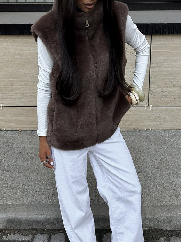 Damen Ärmellose Kunstfell-Weste mit Stehkragen, Reißverschluss und kastigem Cropped‑Schnitt Shop Nory