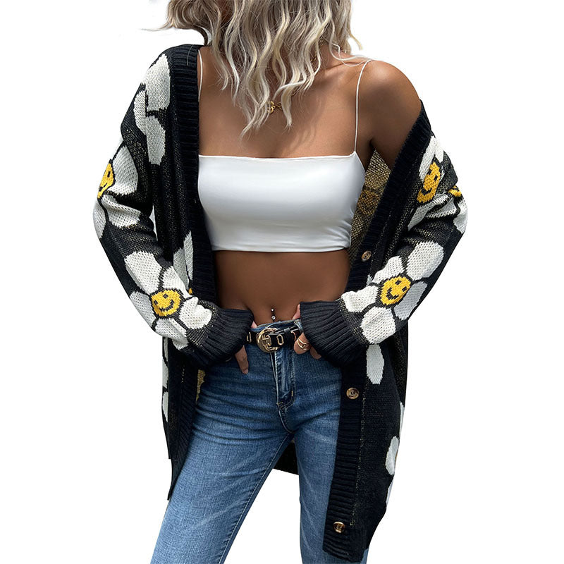 Damen Oversize-Strickcardigan mit Margeriten-Intarsien, V‑Ausschnitt und Knopfleiste Shop Nory