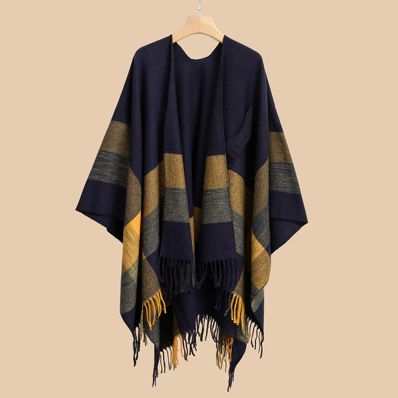 Damen Leichter Wollmix-Überwurf im Kimono-Schnitt mit Fischgrät‑Besatz und Fransensaum Shop Nory