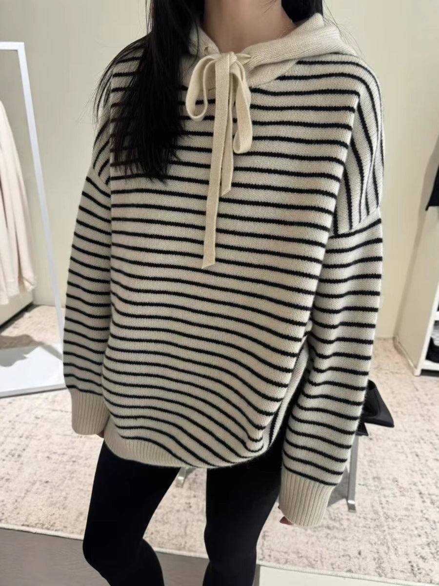 Damen Oversize-Kapuzenpullover aus weichem Feinstrick mit maritimem Streifenmuster Shop Nory