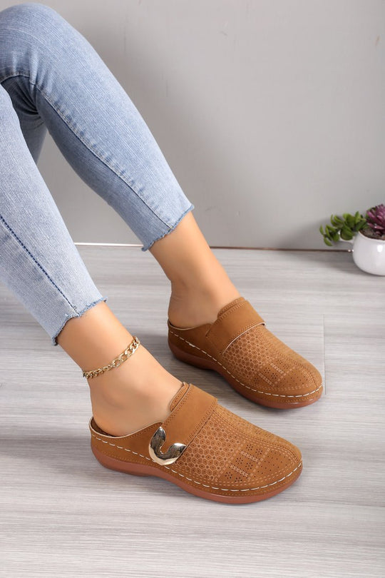 Damen Perforierte Komfort-Clogs mit Orthopädischer Einlegesohle Shop Nory