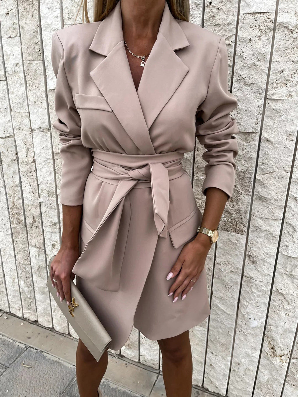 Damen elegantes Mikrokleid mit Gürtel und Taschen
