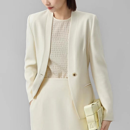 Damen Figurbetonter Ein-Knopf-Blazer mit minimalistischer V-Front und Einschubtaschen Shop Nory