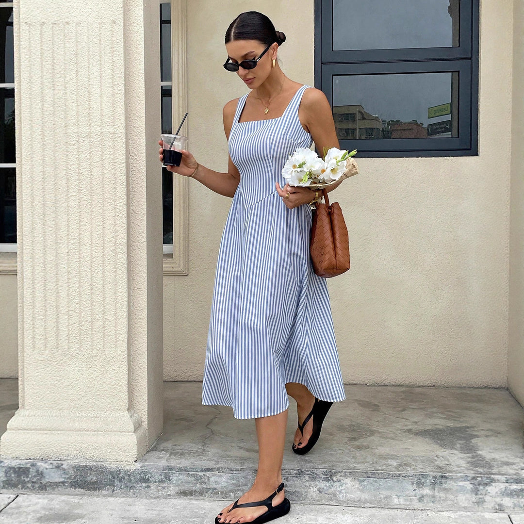 Damen Midikleid mit quadratischem Ausschnitt, breiten Trägern und tailliertem A-Linien Schnitt Shop Nory