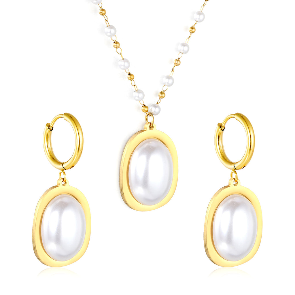 Damen Schmuckset mit Kruzifix-Anhänger und passenden Ohrringen Shop Nory