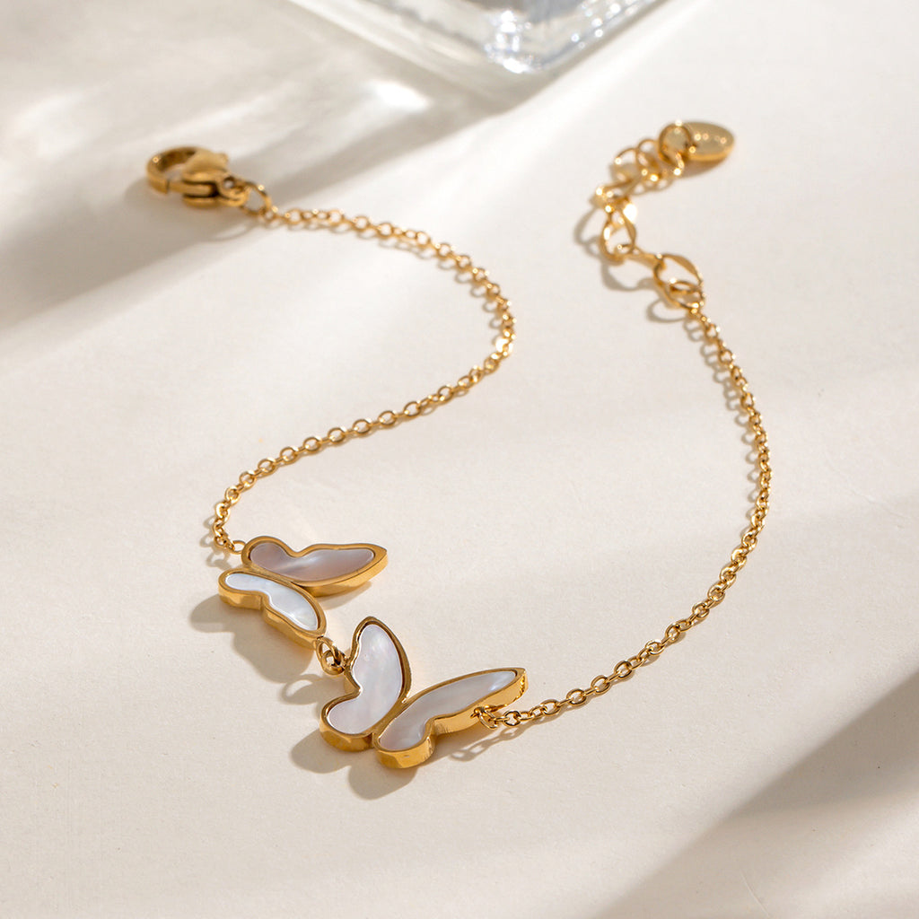 Damen Armband mit elegantem Schmetterlingsdesign aus hypoallergenem Edelstahl Shop Nory