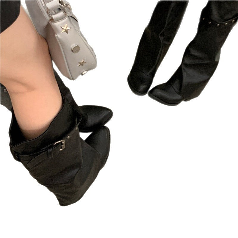 Damen Weiche Oversized Slouch-Overknee‑Stiefel mit verstellbarem Nieten‑Schnallenriemen Shop Nory