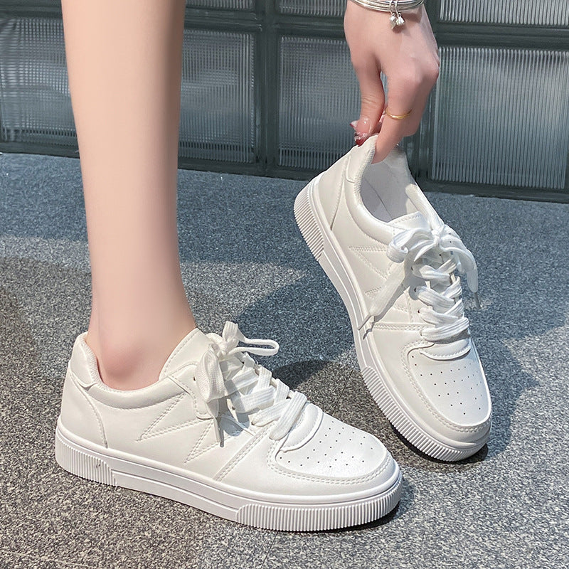 Damen Niedrige Plateausneaker mit gepolstertem Schaft und klassischer Schnürung Shop Nory