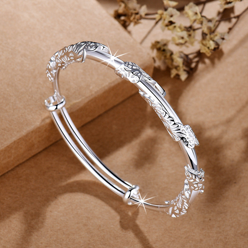 Damen Schmuckarmband mit kunstvollem Blumendesign und hochwertiger Verarbeitung Shop Nory