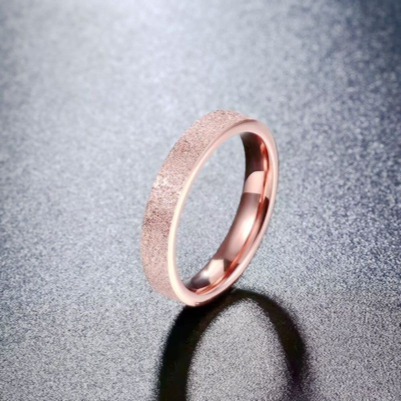 Damen Ring mit luxuriösem, strukturiertem Oberflächenfinish Shop Nory