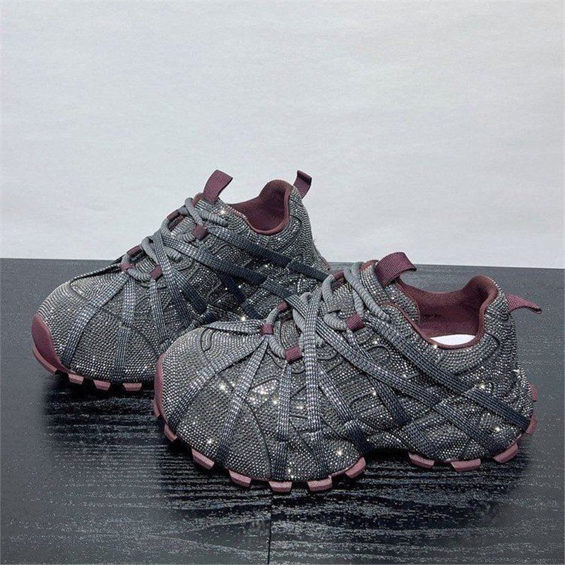Damen Glitzernde Outdoor‑Sneaker mit skulptierter Profilsohle und elastischem Riemchendesign Shop Nory