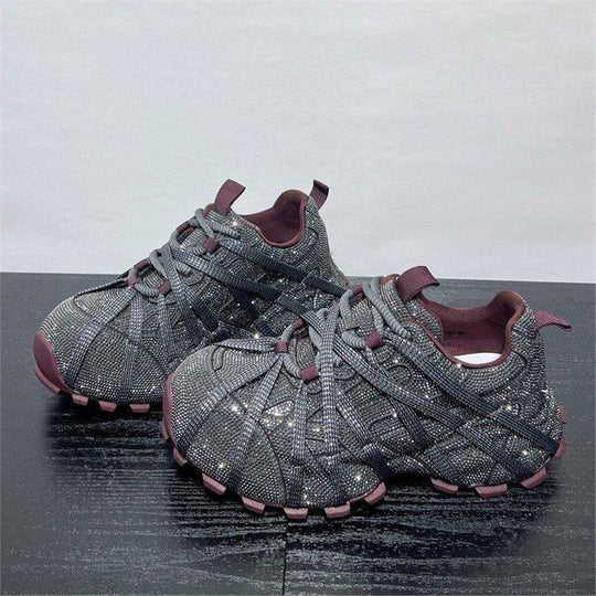 Damen Glitzernde Outdoor‑Sneaker mit skulptierter Profilsohle und elastischem Riemchendesign Shop Nory