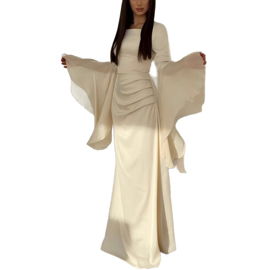 Damen Abendkleid mit Quadrat-Ausschnitt, transparenten Glockenärmeln und drapierter Taillenpartie Shop Nory