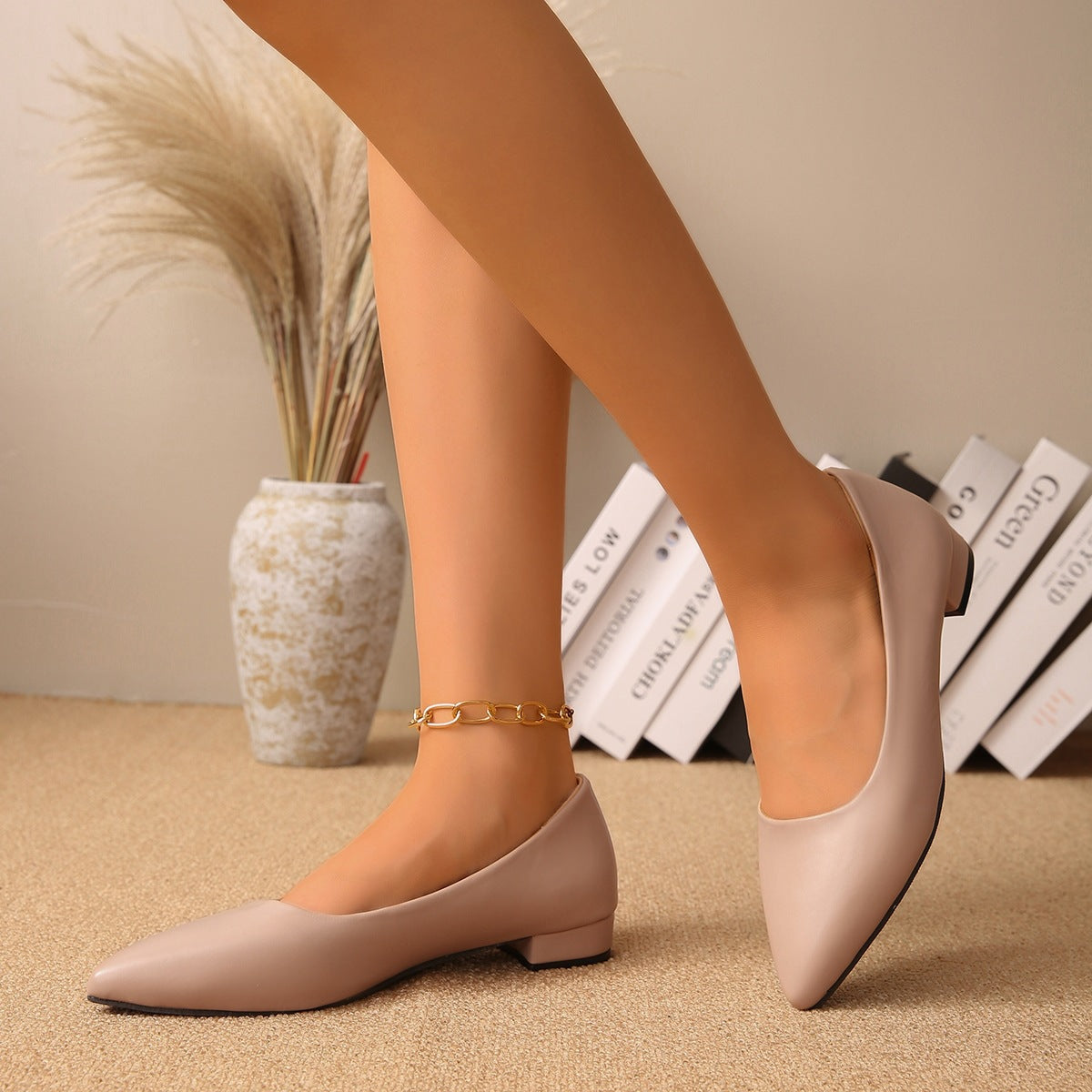 Damen Elegante und bequeme Ballerinas mit spitzem Zehenbereich