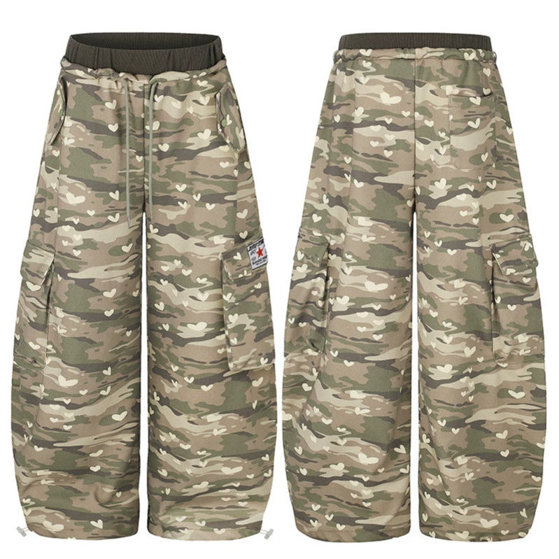 Damen Weite Cargo-Hose mit Herzen-Camouflage, Tunnelzugbund und großzügigen Taschen Shop Nory