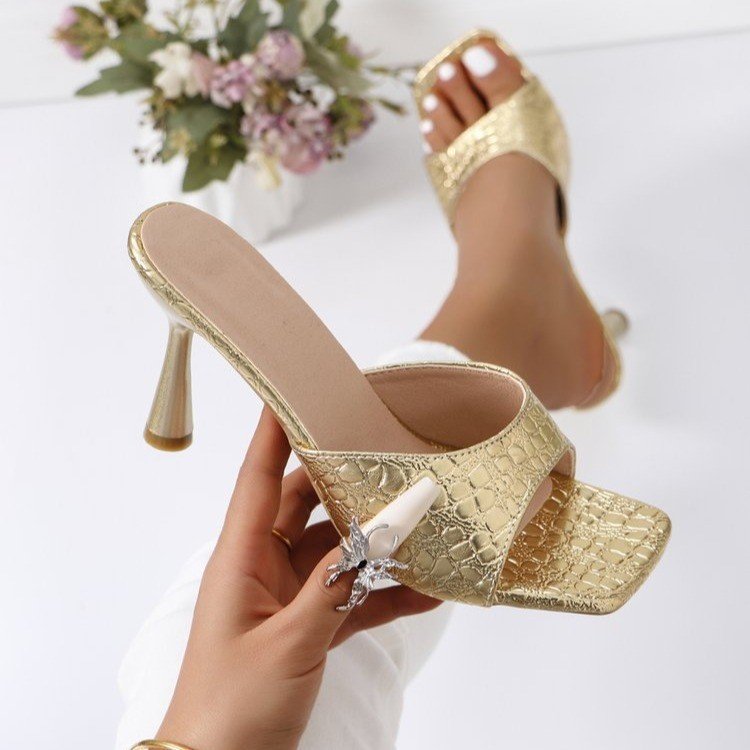Damen elegante Peeptoe-Sandaletten mit modischem Krokodilleder-Design und schickem Absatz Shopnory
