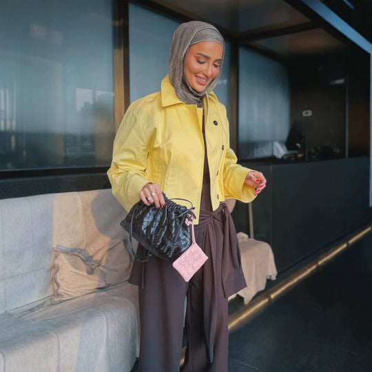 Damen Leichter Oversize-Trenchcoat aus beschichtetem Baumwollmix mit kastigem Cropped‑Schnitt und Doppelreihe Shop Nory