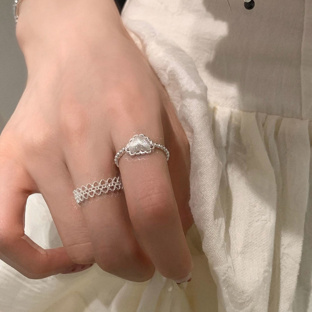 Damen Ring mit floralen Details und filigraner Struktur Shop Nory