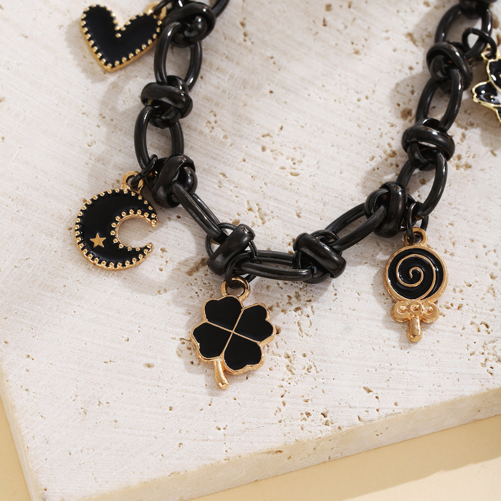 Damen Charm-Armband mit einzigartigen Anhängern Shop Nory