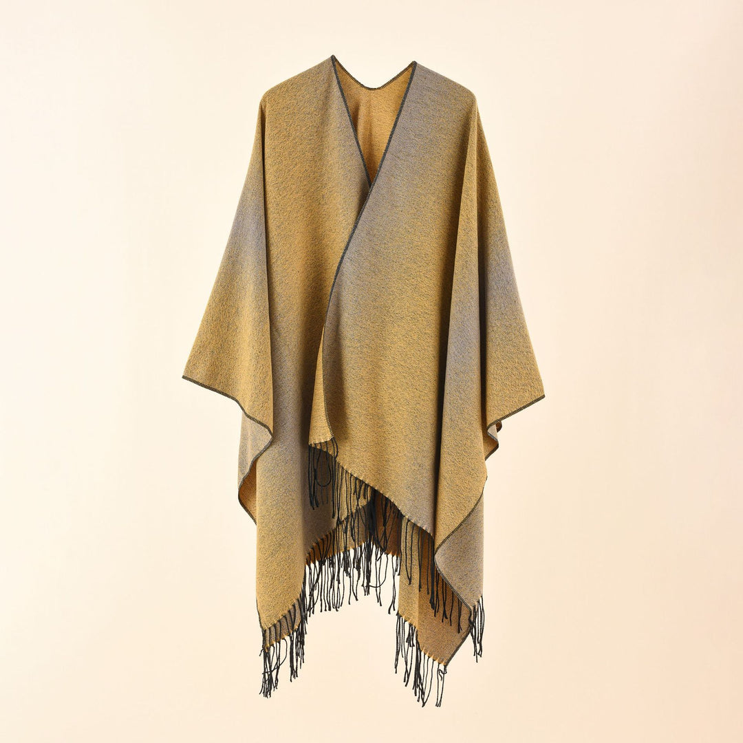 Damen Cape-Poncho aus leichtem Glanzstrick mit Ombre-Effekt und Fransensaum Shop Nory