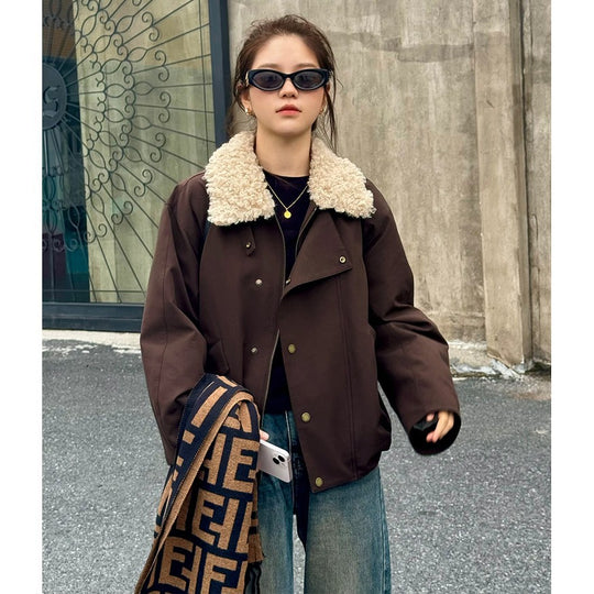 Damen Kurze Oversize-Boxy-Jacke mit Teddykragen und Druckknopfverschluss Shop Nory