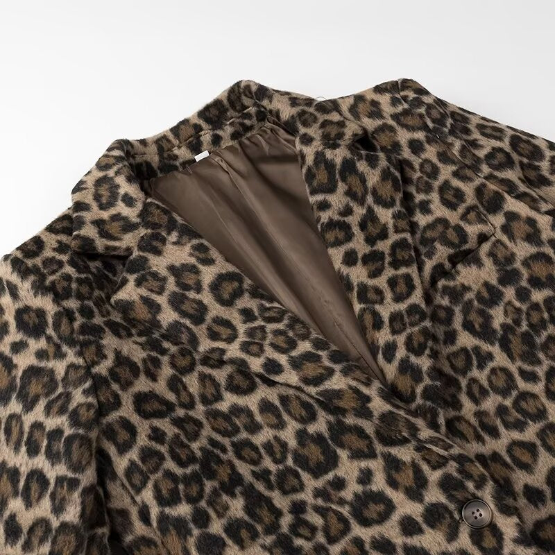 Damen Oversize‑Blazer im Leopardenprint mit Reverskragen und Pattentaschen Shop Nory