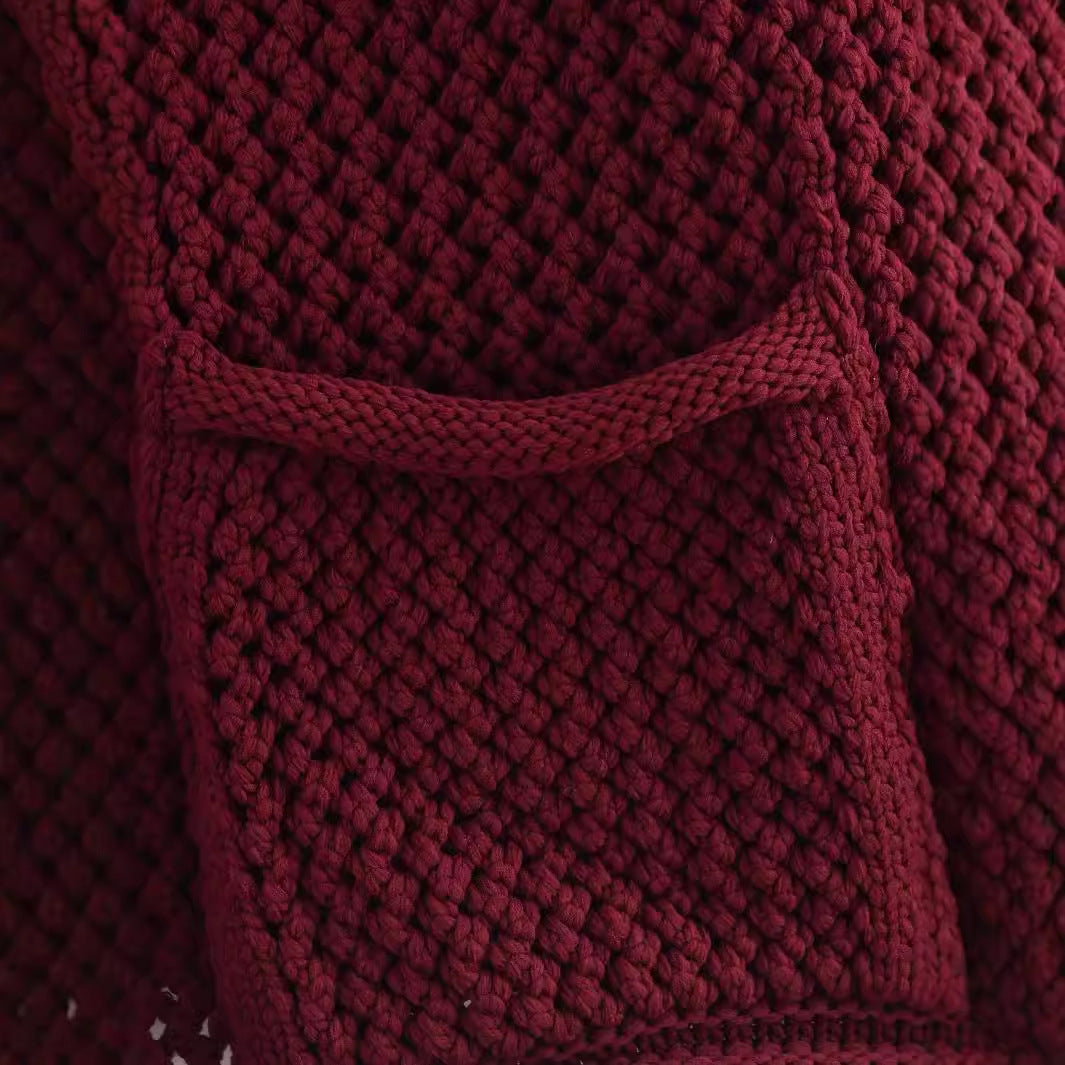 Damen Kurzgeschnittene strukturierte Strickjacke mit goldfarbenen Zierknöpfen und aufgesetzten Taschen Shop Nory