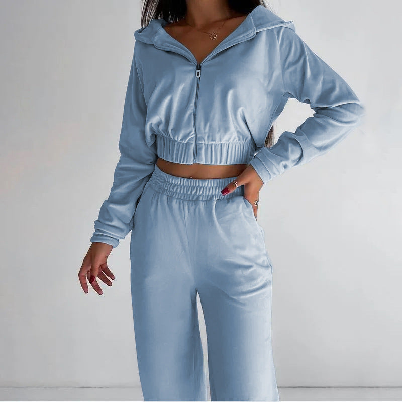 Damen kurz geschnittenes Samt-Lounge-Set mit tailliertem Zip-Hoodie und fließender Highwaist-Palazzohose Shop Nory