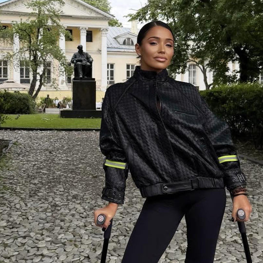 Damen Boxy-Outdoor-Bomberjacke mit hohem Kragen und reflektierenden Bündchen Shop Nory