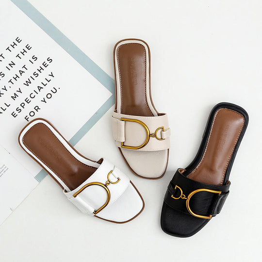 Damen Elegante Slides mit luxuriösem goldenen Akzent und bequemem Fußbett Shopnory