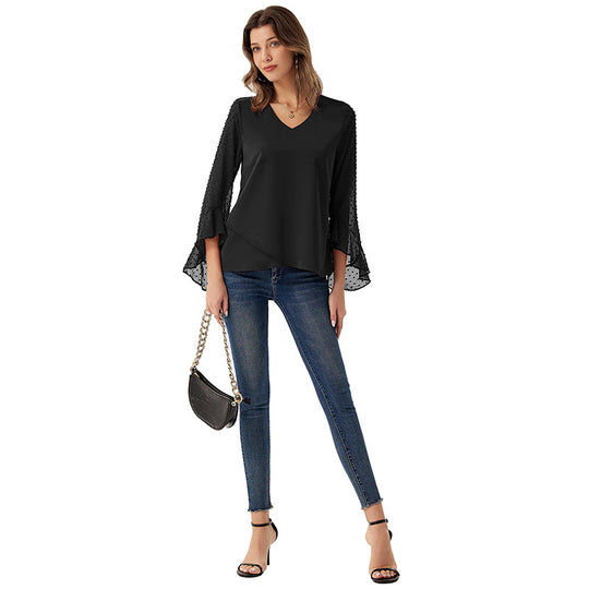 Damen Chiffonbluse mit V-Ausschnitt, gepunkteten Trompetenärmeln und asymmetrischem Saum Shop Nory