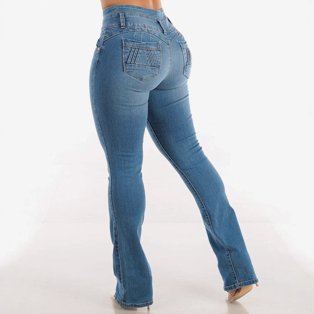 Damen High-Waist Bootcut Jeans mit dekorativen Knopfdetails und figurbetontem Schnitt