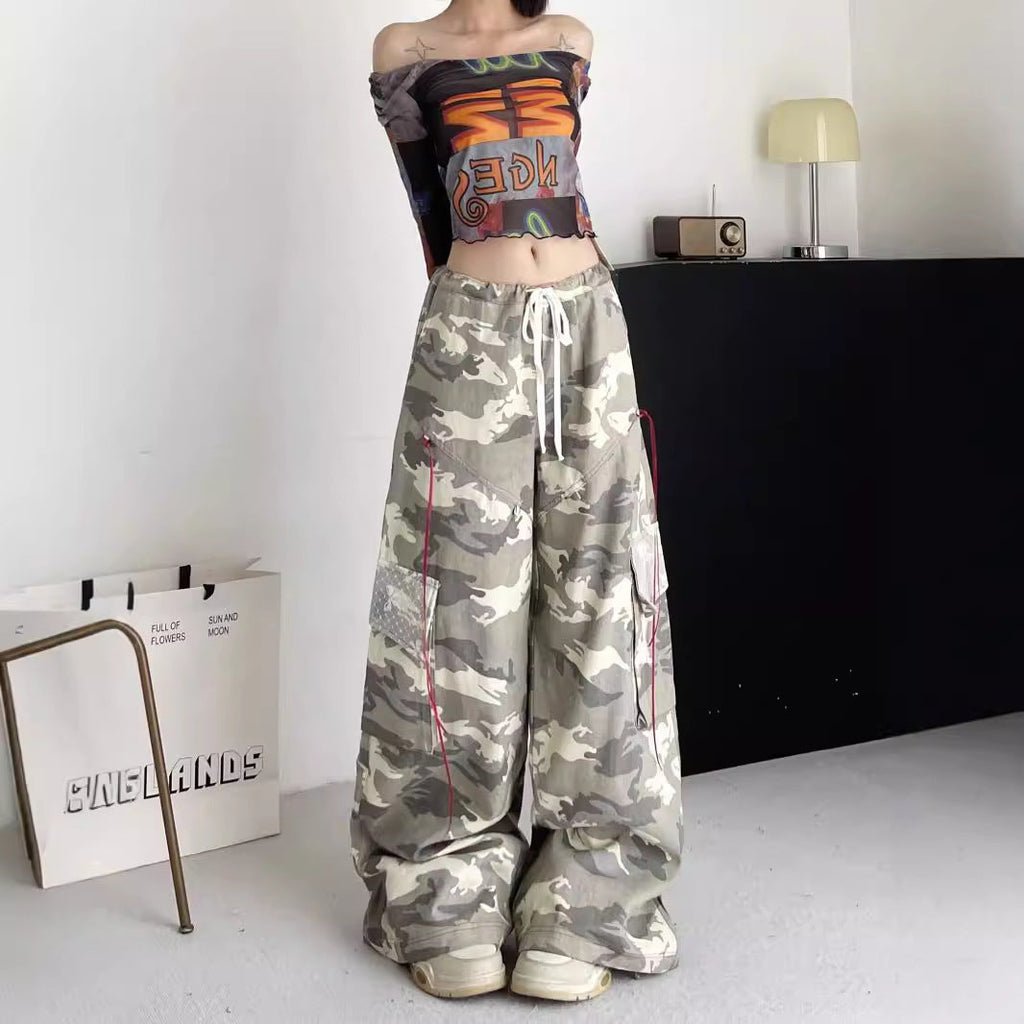Damen Cargo-Hose im lässigen Oversized-Schnitt mit modischem Camouflage-Design