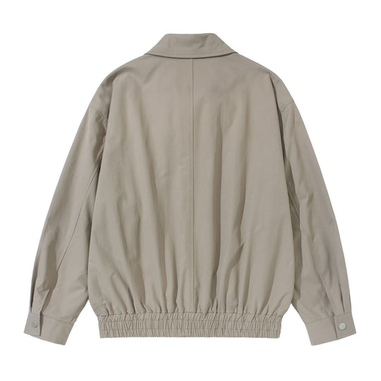Unisex Kurz geschnittene Boxy-Blousonjacke mit Hemdkragen, verdecktem Reißverschluss und gerafftem Saum Shop Nory
