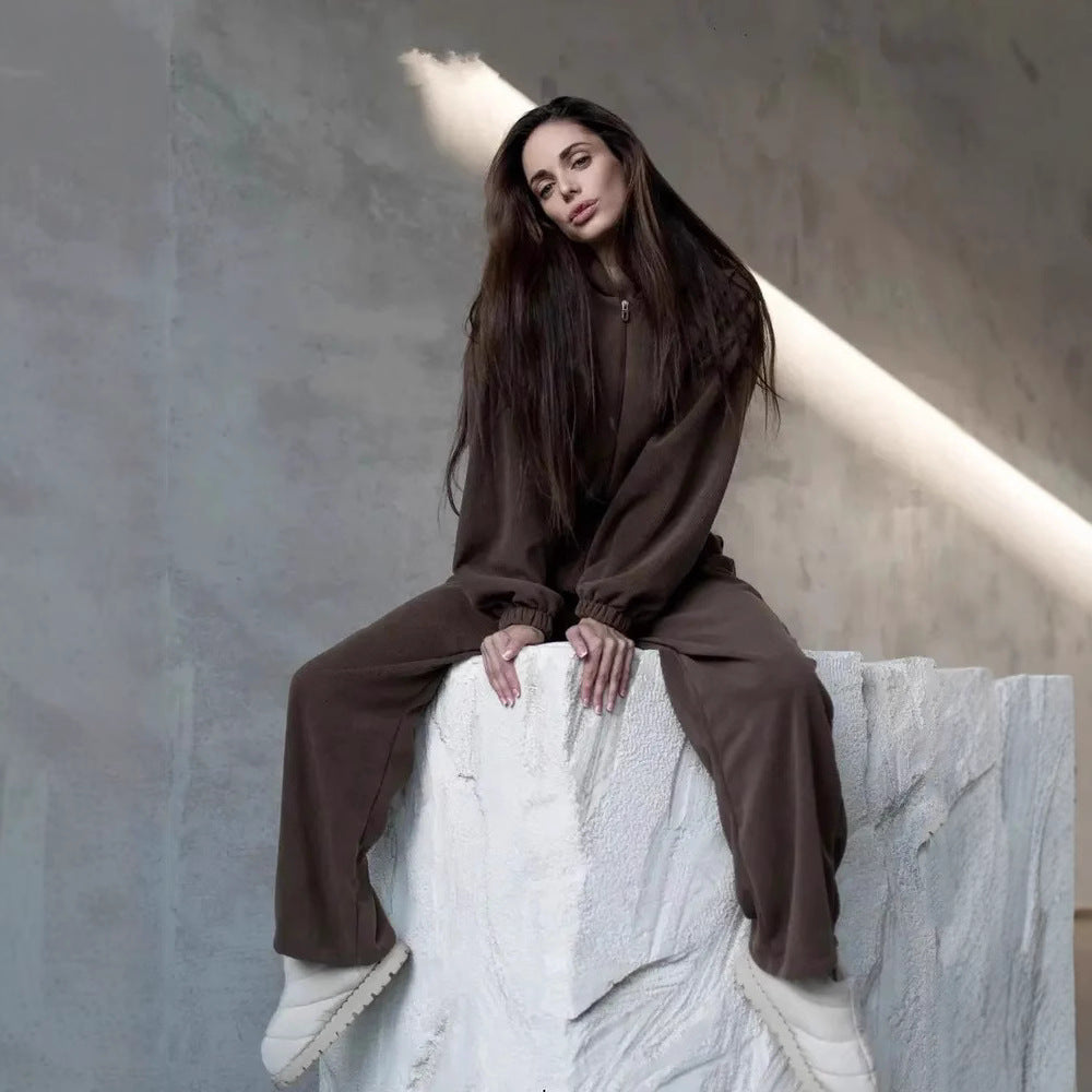 Damen Velours-Loungewear-Set mit kurzem Reißverschluss-Hoodie und weiter hochgeschnittener Palazzohose Shop Nory