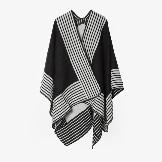 Damen Strickponcho aus Wollmix mit gestreiftem Jacquard und asymmetrischem Zipfelsaum Shop Nory