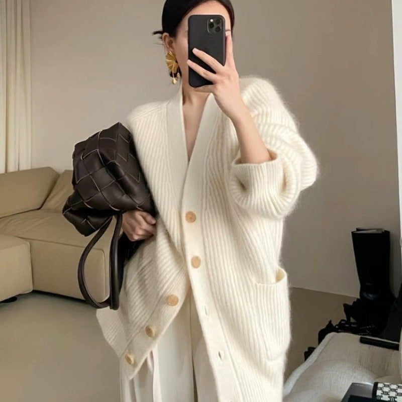 Damen Langer Oversize-Cardigan aus weichem Rippstrick mit Holzknopfleiste Shop Nory