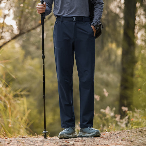 Herren Softshell-Trekkinghose mit Stretch, wasserabweisenden Reißverschlusstaschen und verstellbarem Bund Shop Nory