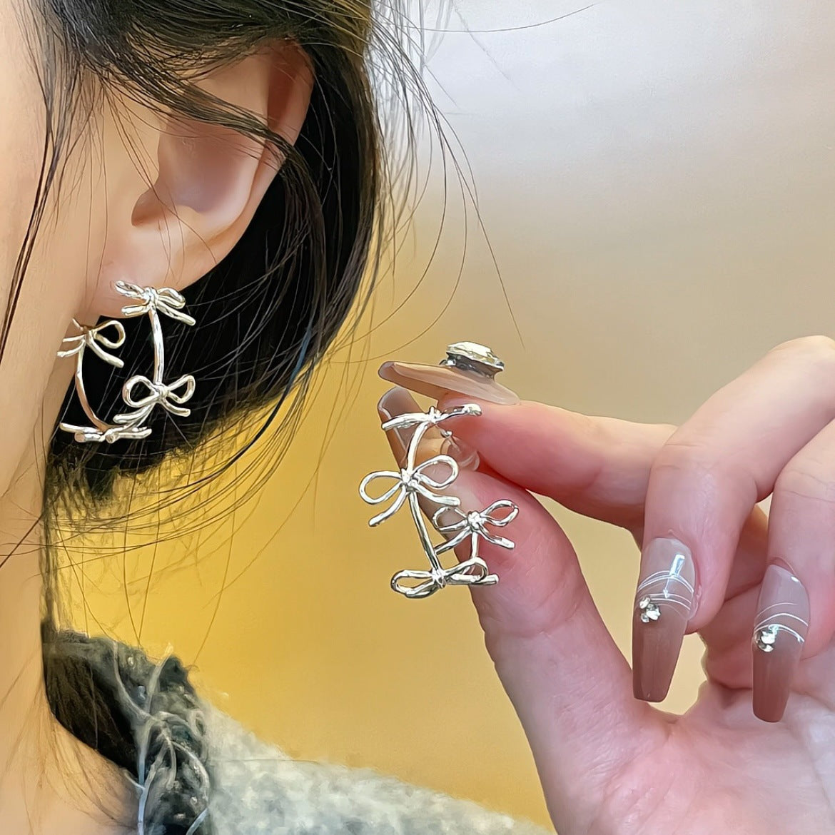 Damen Ohrringe im verspielten Schleifen-Design Shop Nory