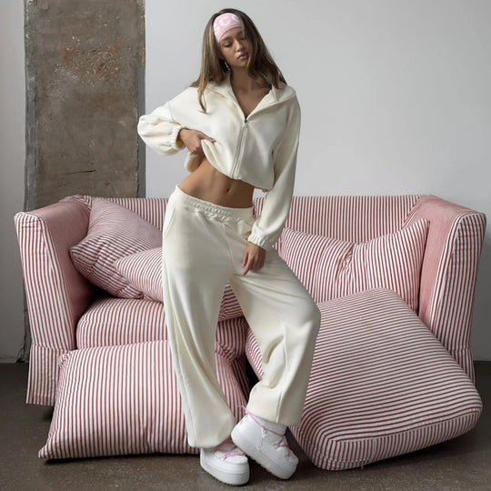 Damen Kuscheliges Fleece-Set mit kurzer Reißverschlussjacke, Stehkragen und weiter Jogginghose Shop Nory