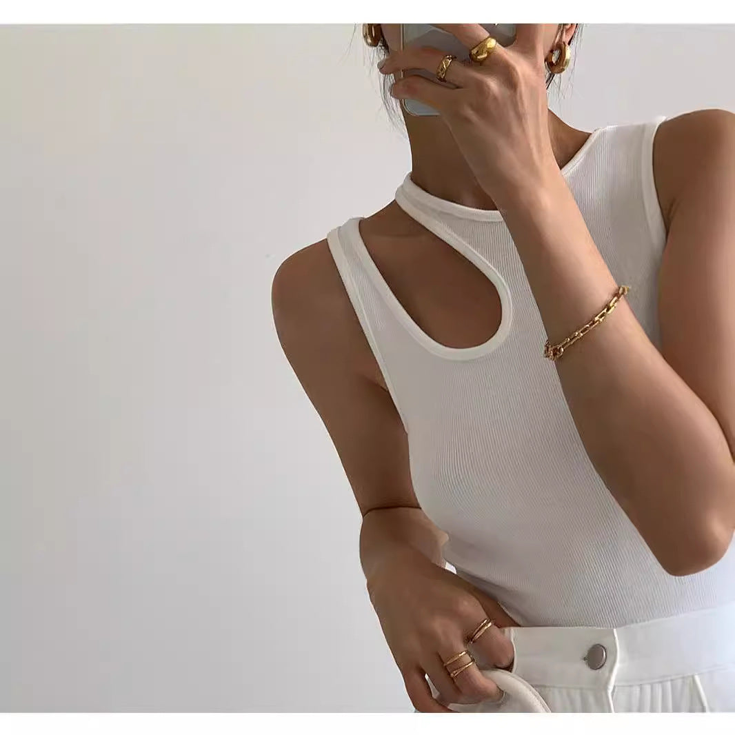Damen Tanktop mit einzigartigem Cut-Out Design und sportlichem Schnitt