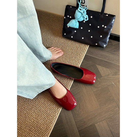 Damen Ballerinas mit quadratischer Zehenform und glänzender Oberfläche