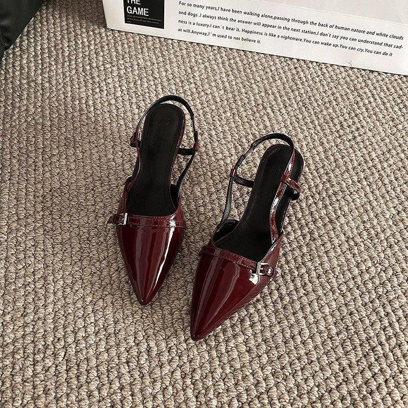 Damen Slingback-Pumps mit elegantem spitzen Design und verstellbaren Riemchen