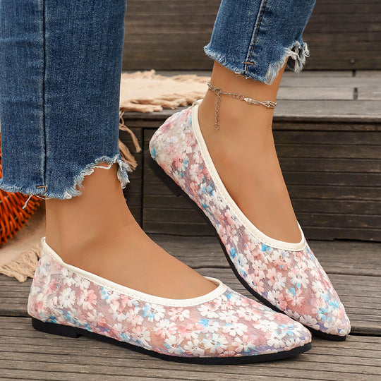 Damen Flache spitze Ballerinas aus besticktem Mesh mit floralem Muster und gepolstertem Fußbett Shop Nory