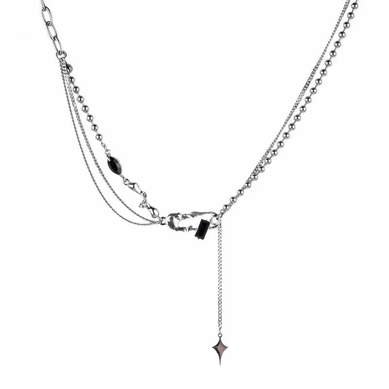 Damen Kette mit modernem, einzigartigem Design und funkelnden Akzenten Shop Nory