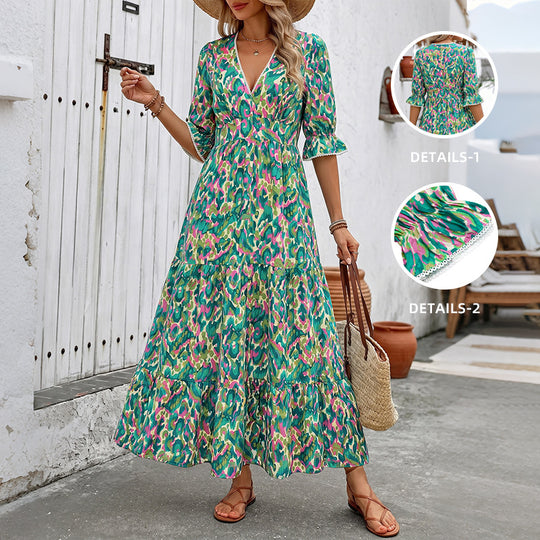 Damen Maxikleid mit buntem Aquarell-Print, V-Ausschnitt, tailliertem Smok-Bund und Stufenrock Shop Nory