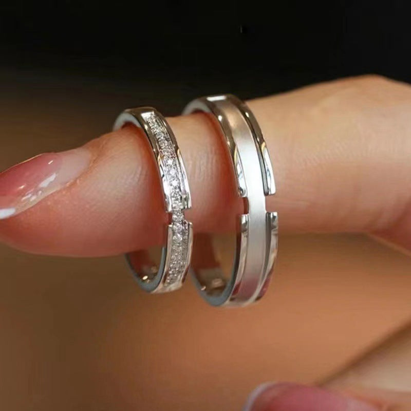 Damen eleganter Silberring mit modernem minimalistischen Design Shop Nory