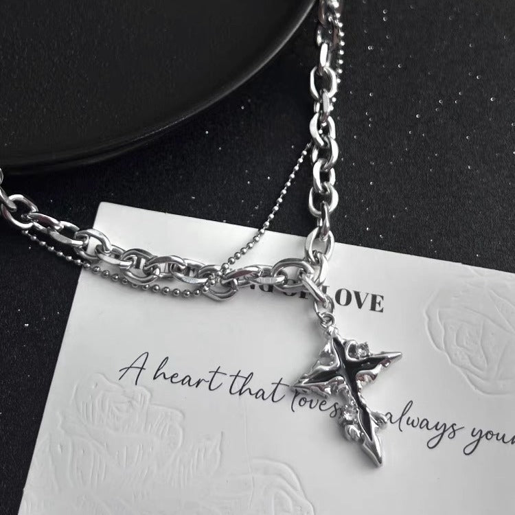 Damen Kette mit dekorativem Kreuzanhänger und mehrschichtiger Gliederung Shop Nory