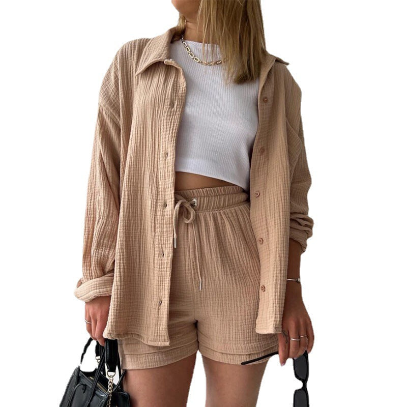 Damen lässiges Oversize-Hemd mit kurzem Schnitt und praktischen Taschen