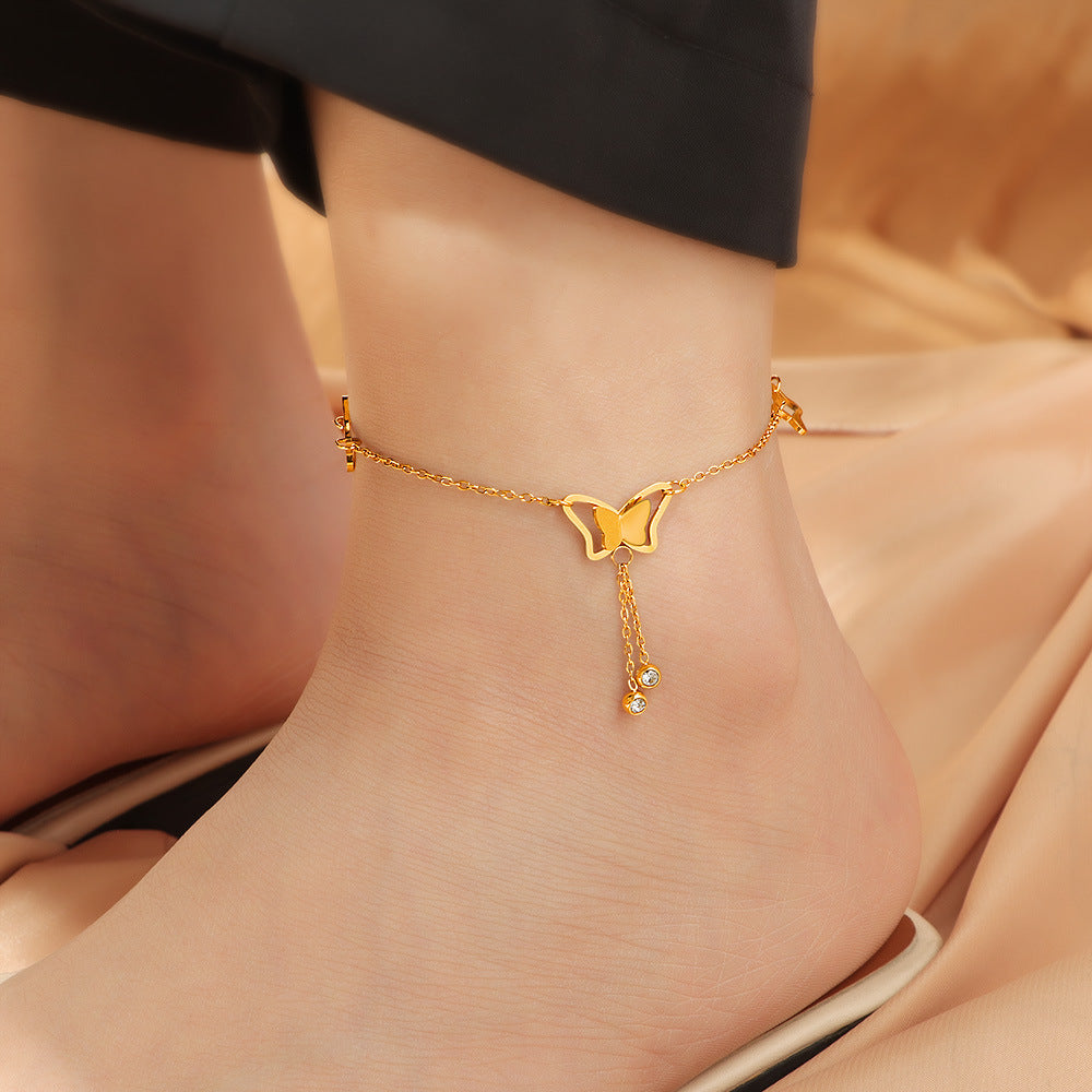 Damen Fußkette mit raffiniertem Schmetterlingsdesign und funkelnden Akzenten Shop Nory